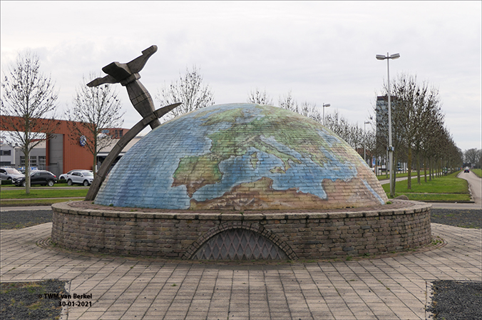De wereld op z’n kop | KIJKEN NAAR BEELDEN