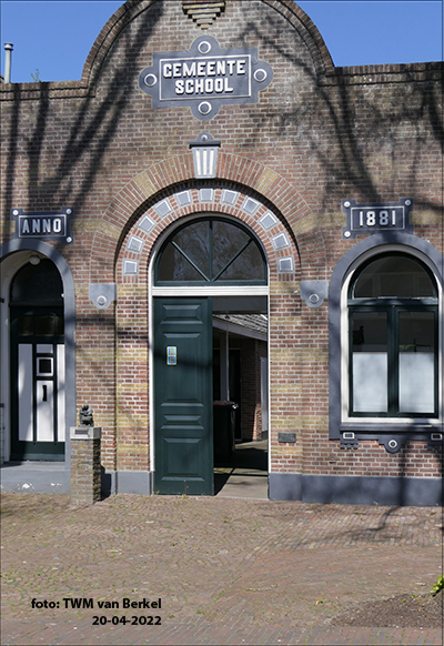 Voorlezende vrouw